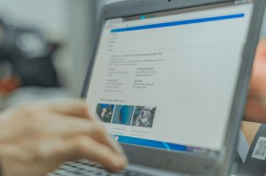 全网解答｜“三人跑得快16张怎样可以赢钱”(原来确实是有插件)